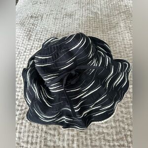 SUNDAY AFTERNOONS Polyester & Paper Black & Cream Striped Sun Hat